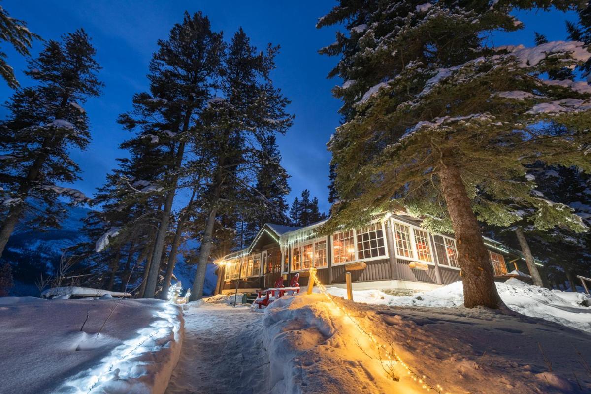 Storm Mountain Lodge & Cabins Castle Junction Exterior foto